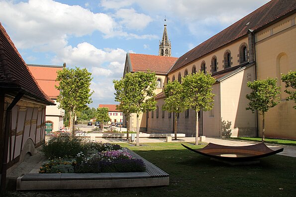 Münsterplatz Heilsbronn. Foto: Bernhard Meier-Hüttel