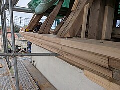 Neues und altes Holz