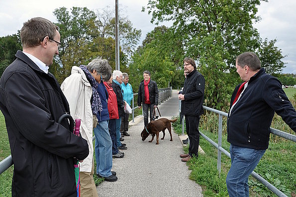 Gespräch unterwegs – Foto: Barbara Ridder